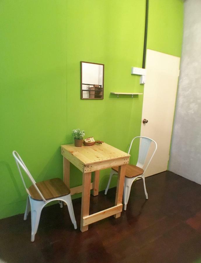 Lavender Green Home Malacca Exteriör bild